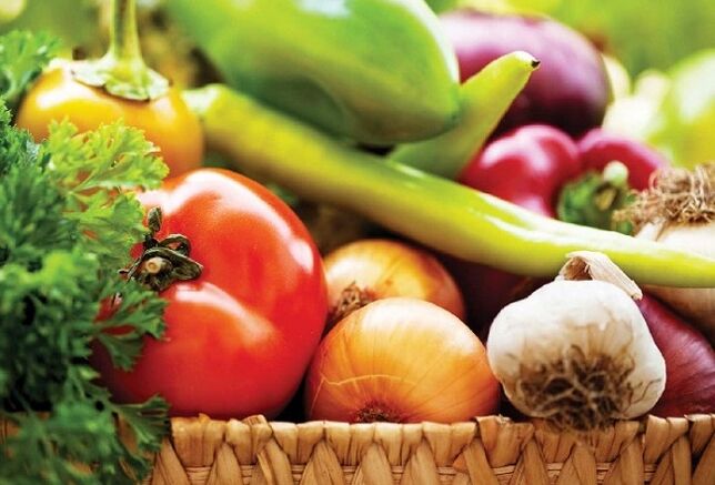 I benefici del bere verdure per l'osteocondosi cervicale
