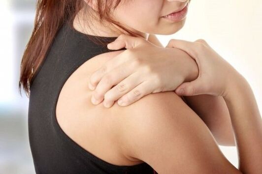Dolori alla schiena con osteocondosi cervicale