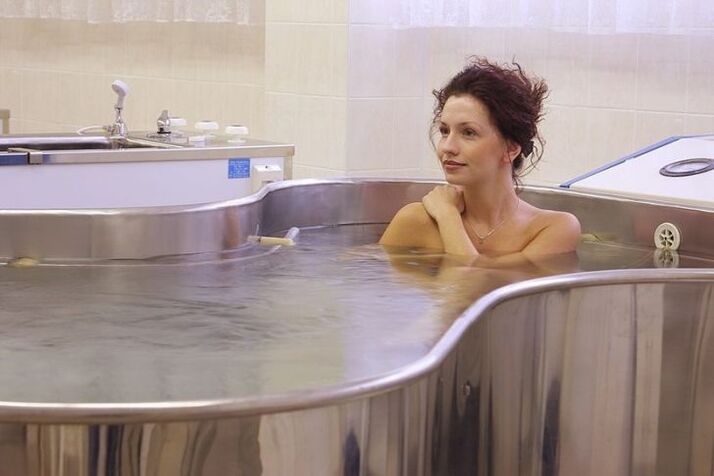 bagno terapeutico per l'artrosi del ginocchio